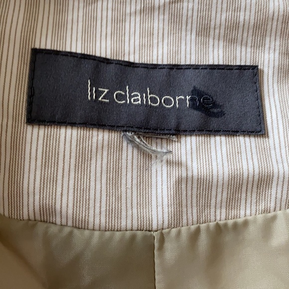 Liz Claiborne trench - Picture 5 of 6